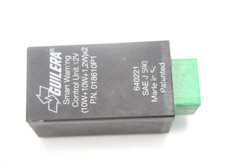 photo de CENTRALE CLIGNOTANTE PIAGGIO MP3 500 (2014 - 2016)