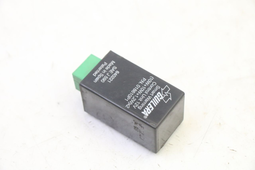 photo de CENTRALE CLIGNOTANTE PIAGGIO MP3 RL 250 (2007 - 2010)