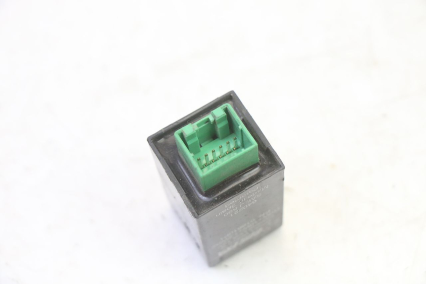 photo de CENTRALE CLIGNOTANTE PIAGGIO MP3 RL 250 (2007 - 2010)