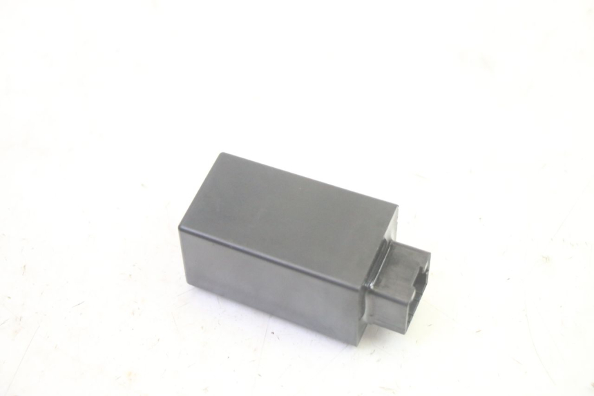 photo de CENTRALE CLIGNOTANTE PIAGGIO MP3 500 (2016 - 2018) - Autre angle de vue