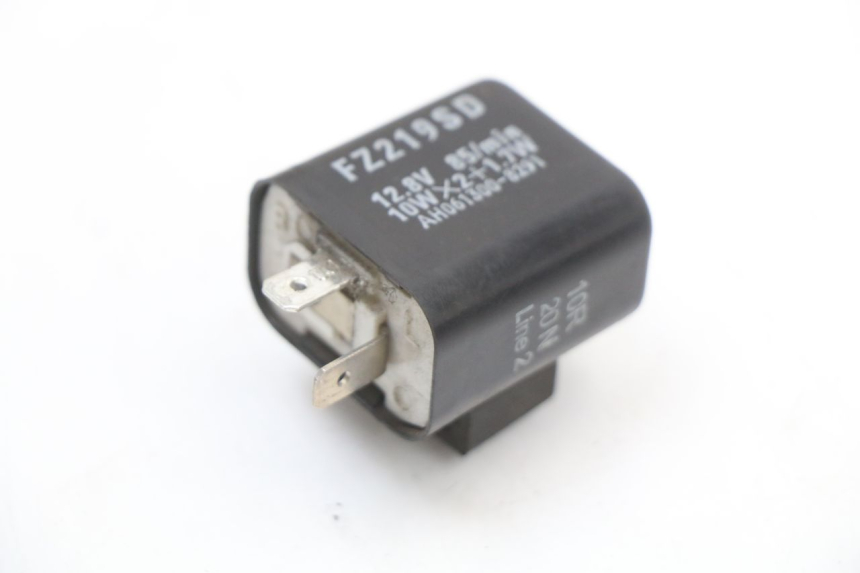 photo de CENTRALE CLIGNOTANTE MBK MW TRYPTIK 125 (2014 - 2016)