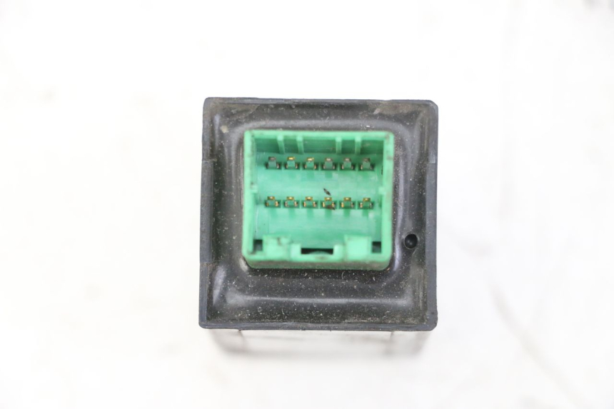 photo de CENTRALE CLIGNOTANTE PIAGGIO MP3 LT 400 (2007 - 2012)