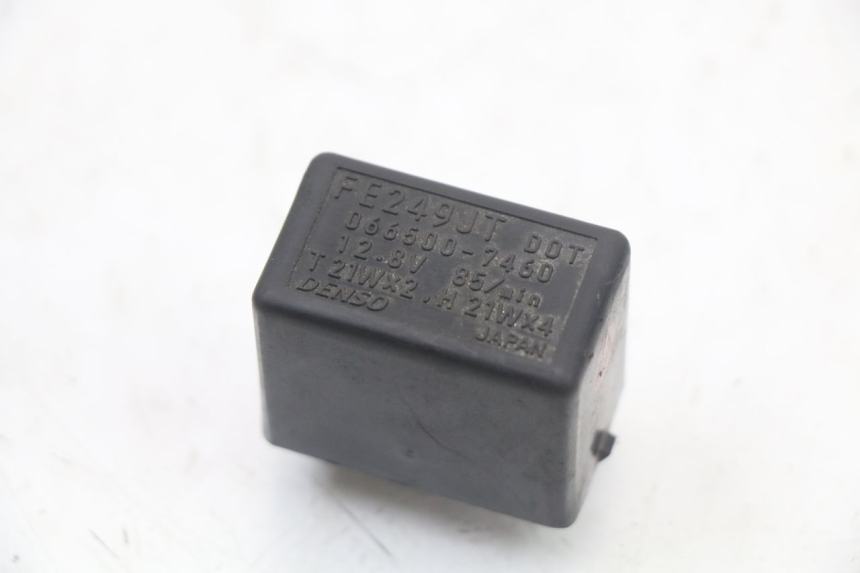 photo de CENTRALE CLIGNOTANTE SUZUKI BURGMAN 125 (2018 - 2021)