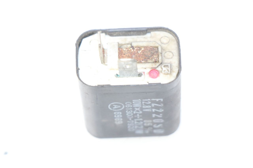 photo de CENTRALE CLIGNOTANTE PIAGGIO TYPHOON 50 (1993 - 1999)