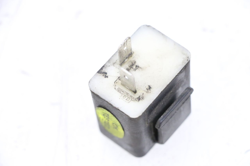 photo de CENTRALE CLIGNOTANTE PIAGGIO VESPA GTS SUPER IE 125 (2009 - 2016) - Détail de la pièce