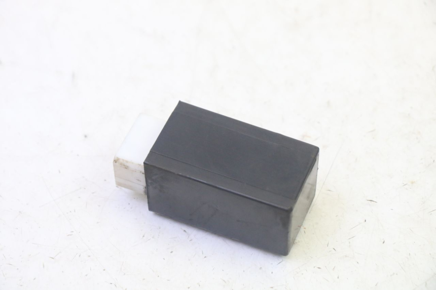 photo de CENTRALE CLIGNOTANTE YAMAHA X-MAX XMAX 250 (2006 - 2009)