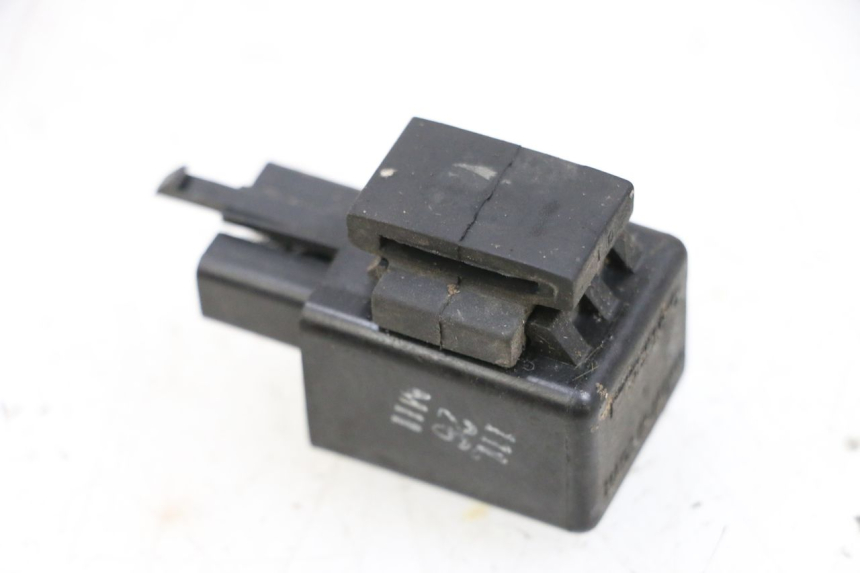 photo de CENTRALE CLIGNOTANTE YAMAHA X-MAX XMAX 125 (2010 - 2013) - Détail de la pièce