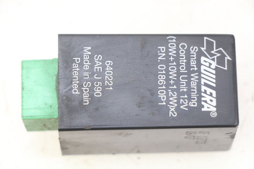 photo de CENTRALE CLIGNOTANTE PIAGGIO XEVO - X EVO 125 (2007 - 2016)