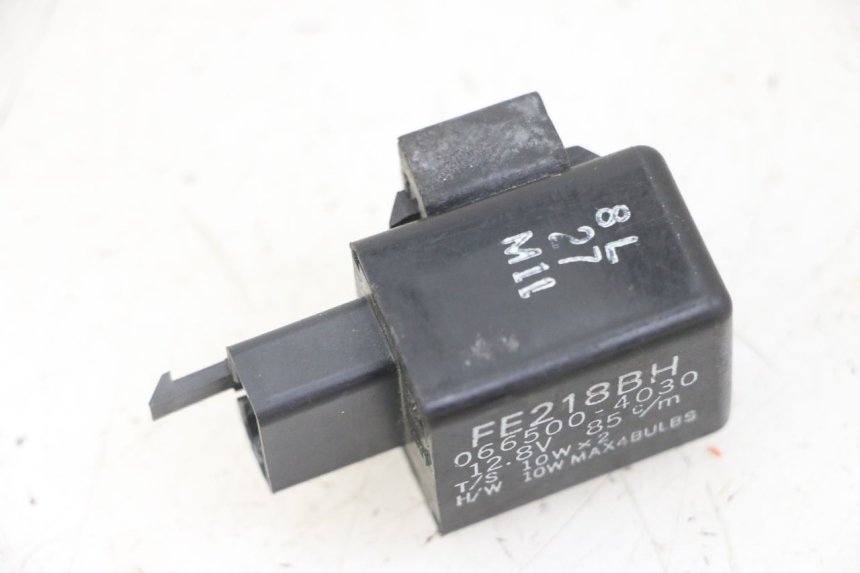 photo de CENTRALE CLIGNOTANTE YAMAHA XJ6 ABS 600 (2008 - 2016)