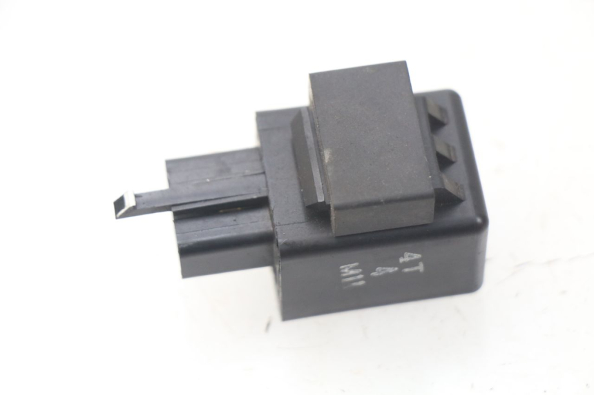 photo de CENTRALE CLIGNOTANTE YAMAHA YP X-MAX XMAX 400 (2014 - 2017)