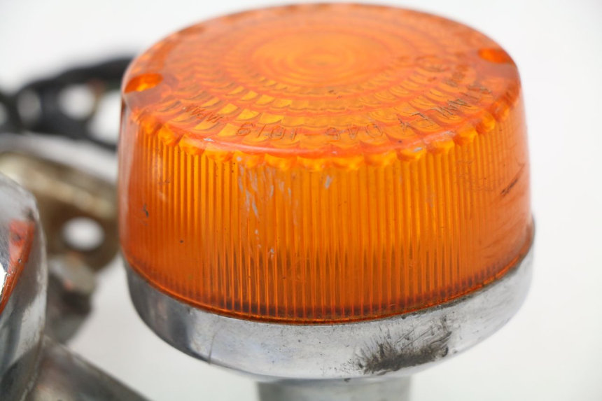 photo de CLIGNOTANT ARRIERE HONDA CG 125 (1996 - 1998) - Autre angle de vue