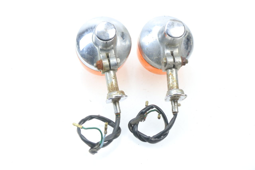 photo de CLIGNOTANT ARRIERE HONDA CG 125 (1996 - 1998) - État de surface