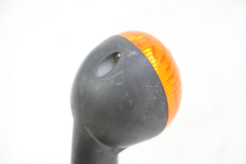 photo de CLIGNOTANT ARRIERE DROIT DAELIM BESBI 125 (2007 - 2008)