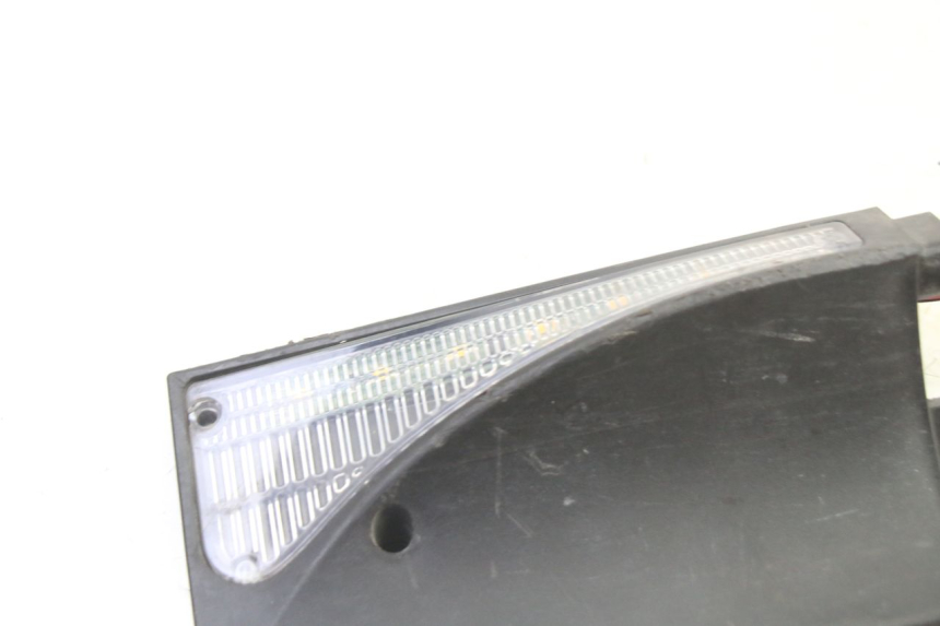 photo de CLIGNOTANT ARRIERE DROIT URBANGLIDE E-CROSS PRO 1