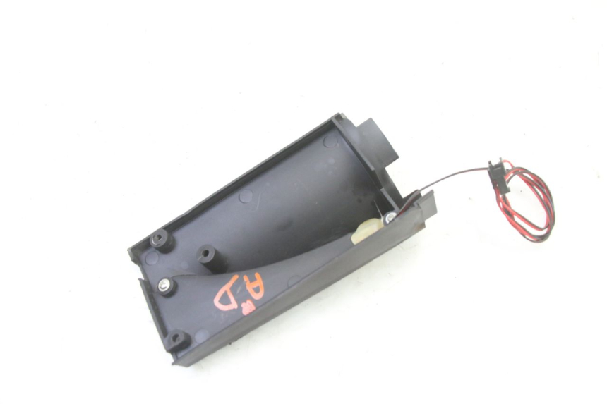 photo de CLIGNOTANT ARRIERE DROIT URBANGLIDE E-CROSS PRO 1