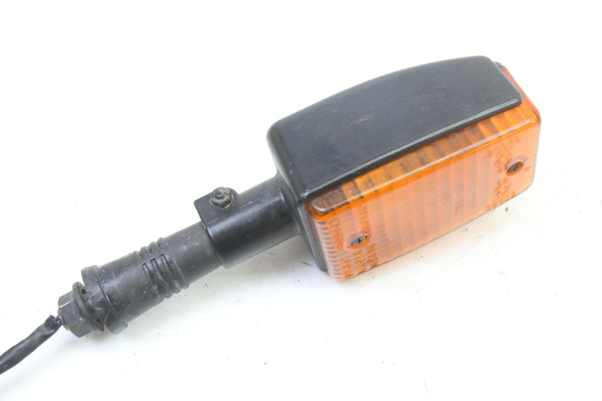 photo de CLIGNOTANT ARRIERE DROIT YAMAHA FJ 36Y 1100 (1984 - 1985)