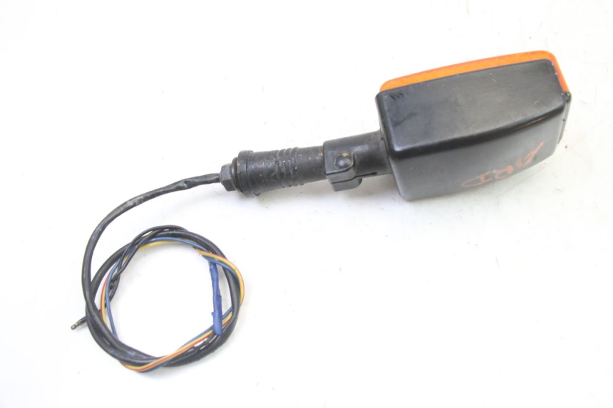 photo de CLIGNOTANT ARRIERE DROIT YAMAHA FJ 36Y 1100 (1984 - 1985)