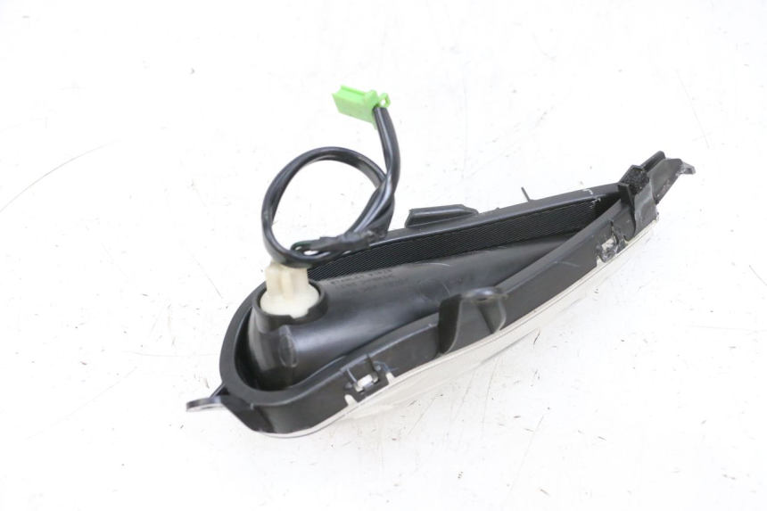 photo de CLIGNOTANT ARRIERE DROIT MBK FLIPPER 115 (2013 - 2017) - Points de fixation