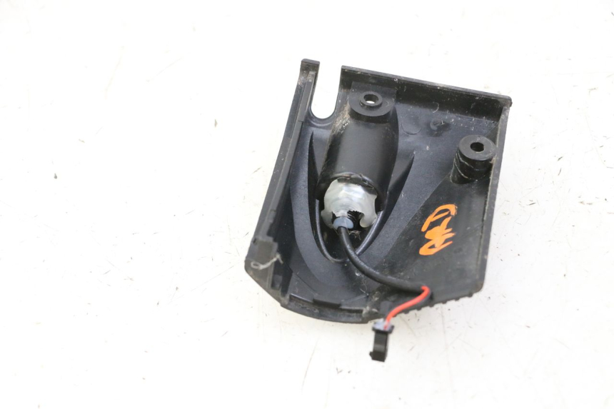 photo de CLIGNOTANT ARRIERE DROIT KUKIRIN G2 MASTER 1