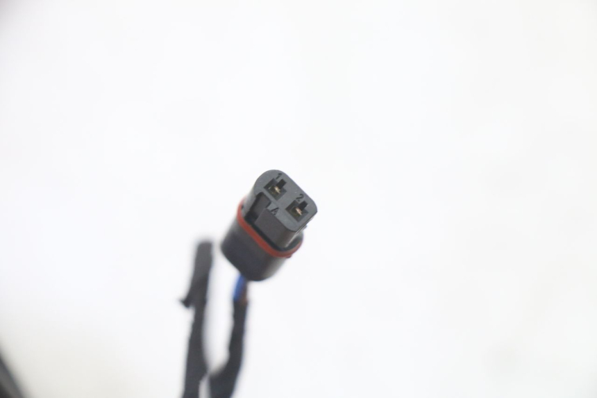 photo de CLIGNOTANT ARRIERE DROIT BMW G310 R 310 (2016 - 2020)