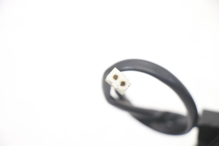 photo de CLIGNOTANT ARRIERE DROIT PIAGGIO MP3 500 (2014 - 2016)