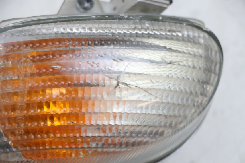 photo de CLIGNOTANT ARRIERE DROIT YAMAHA NEO'S NEOS 2T 50 (1998 - 2007) - Vue d’ensemble