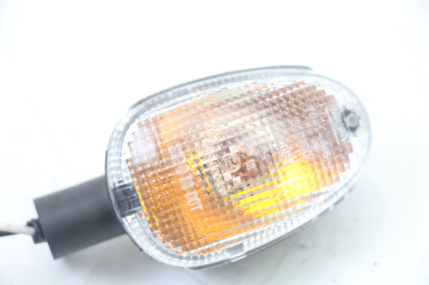 photo de CLIGNOTANT ARRIERE DROIT PIAGGIO NRG POWER PUREJET 50 (2018 - 2021)