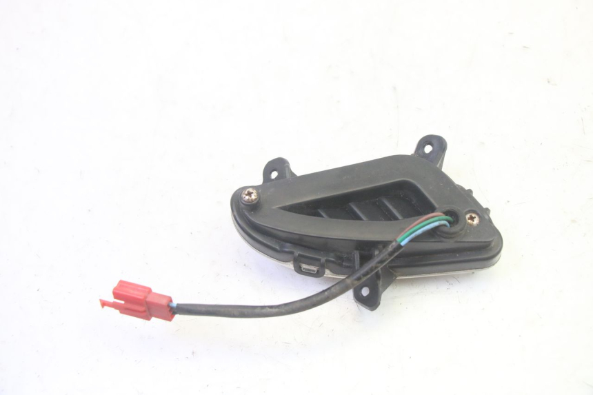 photo de CLIGNOTANT ARRIERE DROIT JM MOTORS OLDIES GT 4T 50 (2018 - 2025) - Gros plan technique