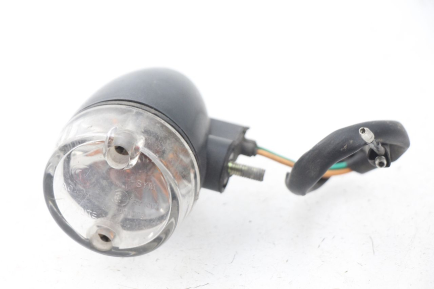 photo de CLIGNOTANT ARRIERE DROIT SYM ORBIT 2 4T 50 (2008 - 2017)