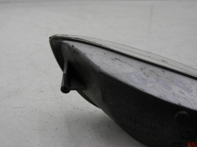 photo de CLIGNOTANT ARRIERE DROIT PEUGEOT ELYSTAR 50 (2002 - 2014)