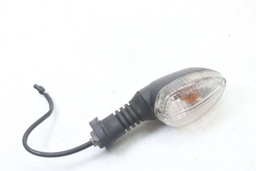 photo de CLIGNOTANT ARRIERE DROIT PIAGGIO MP3 LT 400 (2007 - 2012)