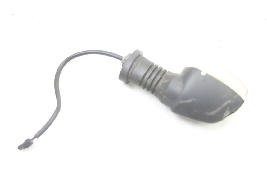 photo de CLIGNOTANT ARRIERE DROIT PIAGGIO MP3 LT 400 (2007 - 2012)