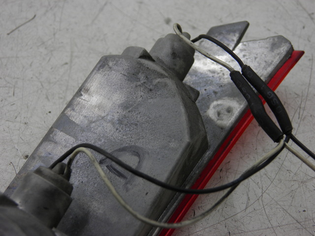 photo de CLIGNOTANT ARRIERE DROIT PIAGGIO X8 125 (2004 - 2007)