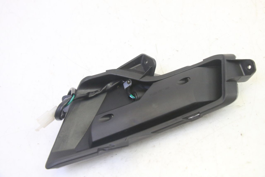 photo de CLIGNOTANT ARRIERE DROIT EFUN PUSA 1 - Vue d’ensemble