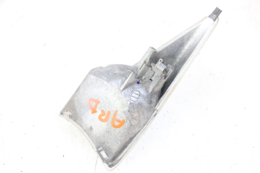 photo de CLIGNOTANT ARRIERE DROIT PEUGEOT SPEEDFIGHT 2 LC 50 (2000 - 2009)