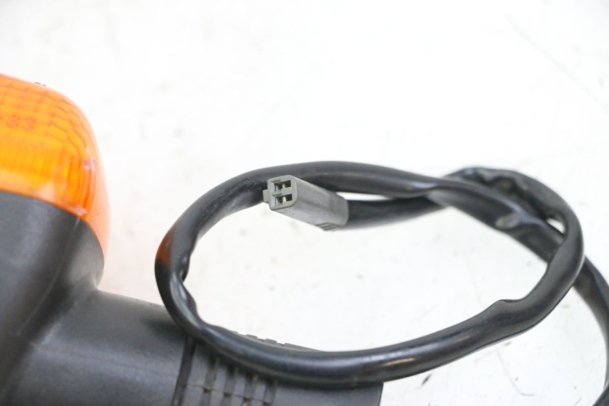 photo de CLIGNOTANT ARRIERE DROIT SUZUKI SV N 650 (1999 - 2002)