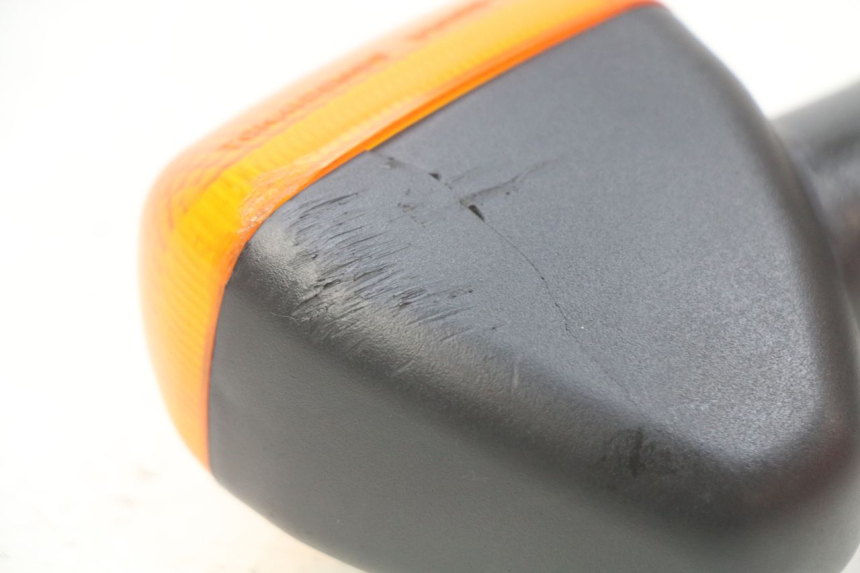 photo de CLIGNOTANT ARRIERE DROIT SUZUKI SV N 650 (1999 - 2002)