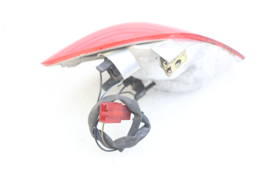 photo de CLIGNOTANT ARRIERE DROIT PIAGGIO X9 125 (2000 - 2003)