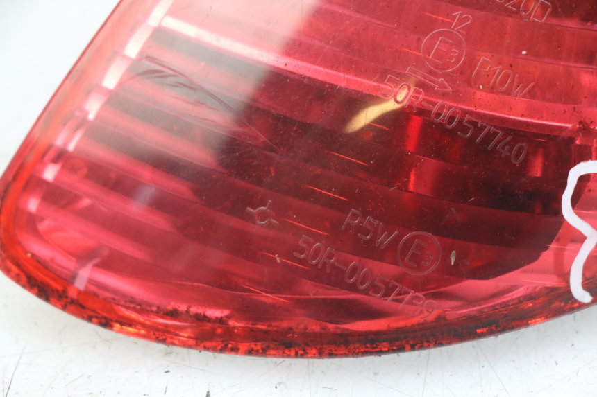 photo de CLIGNOTANT ARRIERE DROIT PIAGGIO X9 125 (2000 - 2003)