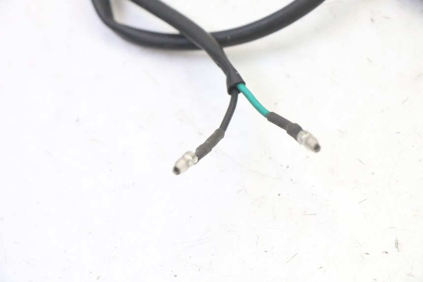 photo de CLIGNOTANT ARRIERE DROIT YAMAHA XJ6 ABS 600 (2008 - 2016)