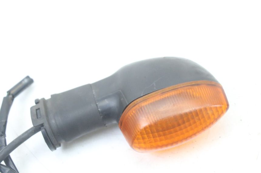 photo de CLIGNOTANT ARRIERE DROIT YAMAHA FZ6 FAZER S2 600 (2007 - 2011)