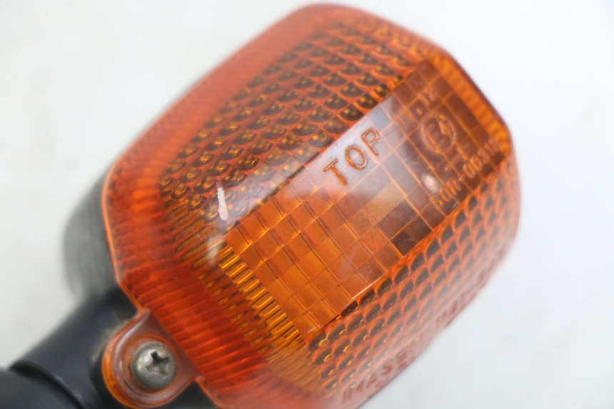 photo de CLIGNOTANT ARRIERE DROIT YAMAHA YZF R THUNDERCAT 600 (1996 - 2003)