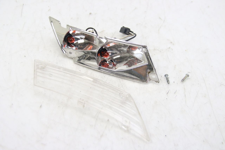 photo de CLIGNOTANT ARRIERE DROIT PIAGGIO ZIP 4T 50 (2018 - 2020)