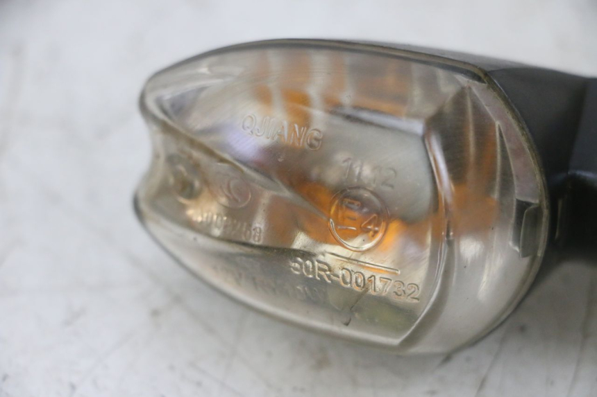 photo de CLIGNOTANT ARRIERE GAUCHE KSR CODE 125 (2018 - 2020) - Marquages et références