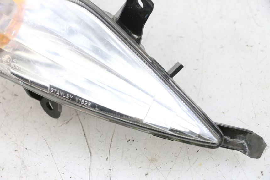 photo de CLIGNOTANT ARRIERE GAUCHE MBK FLIPPER 115 (2013 - 2017) - Détail de la pièce