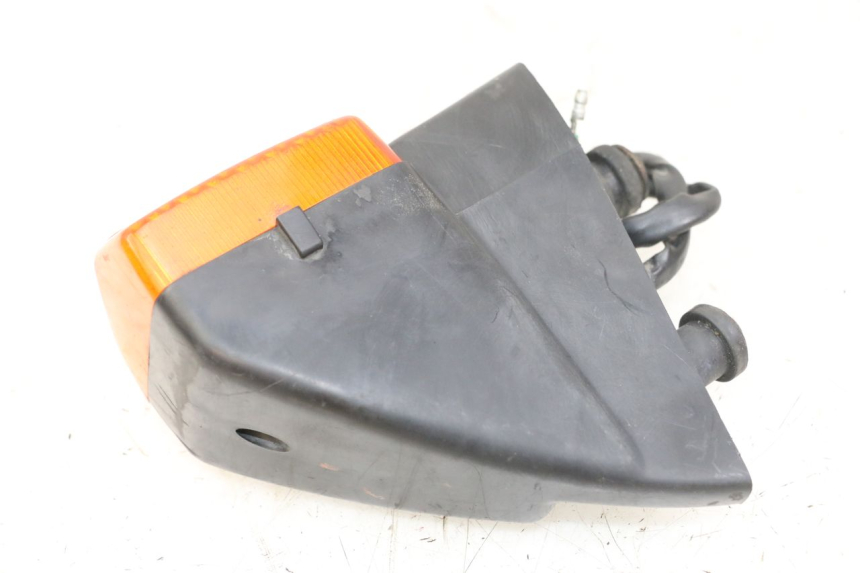 photo de CLIGNOTANT ARRIERE GAUCHE HONDA CBR F 1000 (1993 - 1996)