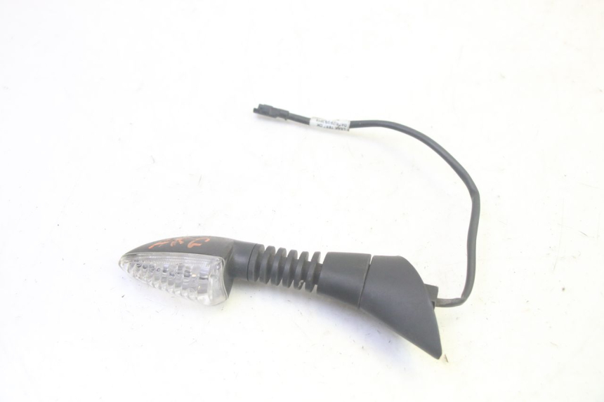 photo de CLIGNOTANT ARRIERE GAUCHE PIAGGIO MP3 HPE 350 (2018 - 2020) - Vue principale