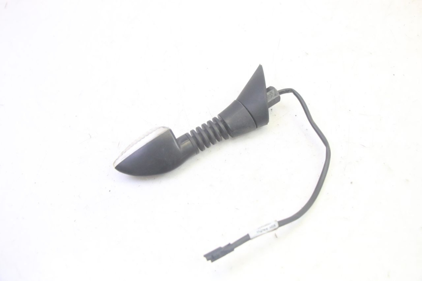 photo de CLIGNOTANT ARRIERE GAUCHE PIAGGIO MP3 HPE 350 (2018 - 2020) - Zoom état d’usage