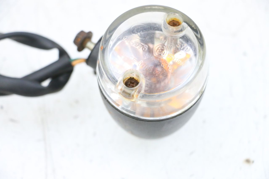 photo de CLIGNOTANT ARRIERE GAUCHE SYM ORBIT 2 50 (2008 - 2014) - Zoom état d’usage