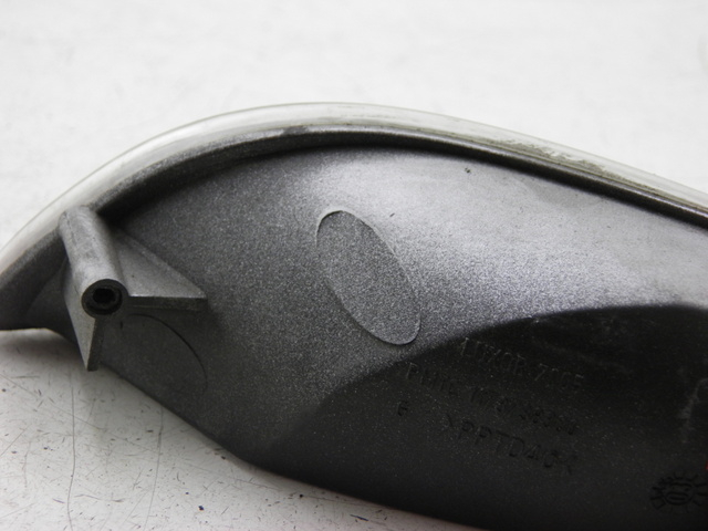 photo de CLIGNOTANT ARRIERE GAUCHE PEUGEOT ELYSTAR 50 (2002 - 2014)